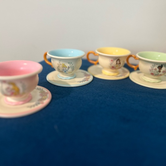 Disney Princess Teapot Toy And Cups, With Sounds Play Magical Tea Party - Picture 4 of 4